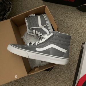 Only wore twice will clean before I send them.